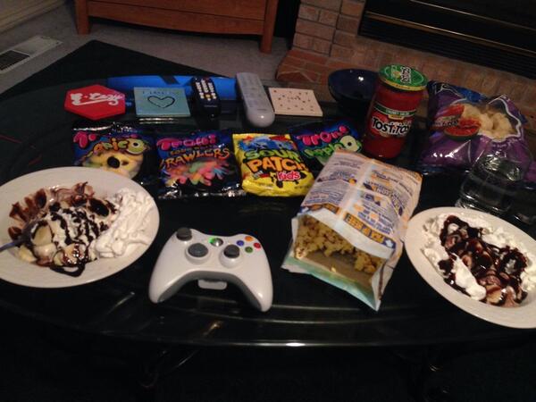 _littleaud's tweet image. #live #postgamerecovery ft. @Too_Dang_Supple