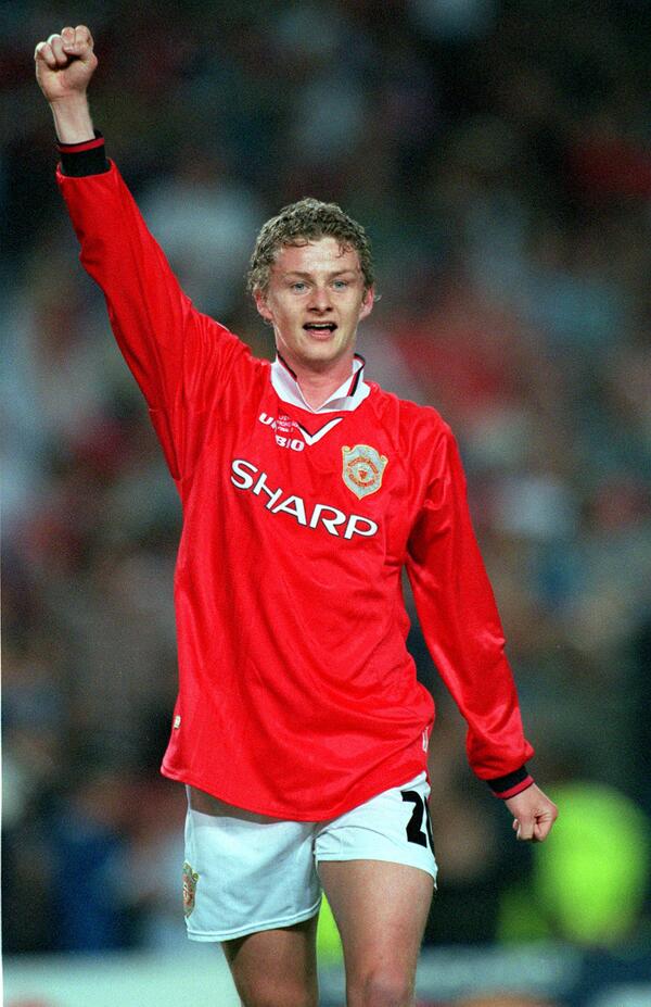 Fifteen years ago today. "Beckham... into Sheringham... and Solskjaer has won it!" #mufctreble