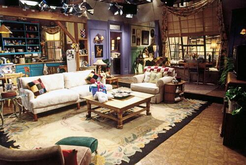 VanessSingh's tweet photo. Grew up dreaming this would be my apartment #Friends #NYC #90slove http://t.co/HSgBhpgsLX