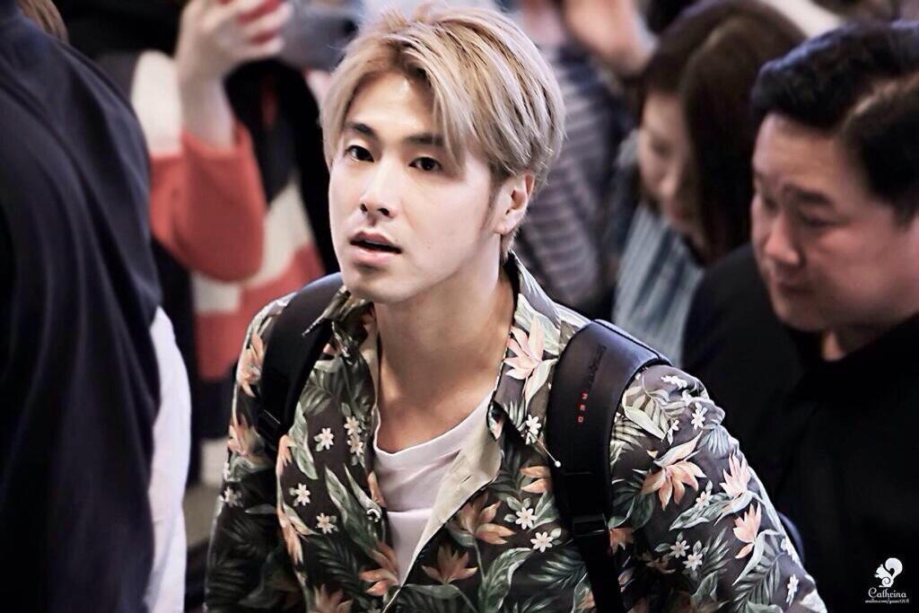 Boj5OxLIEAEIqPe.jpg:large