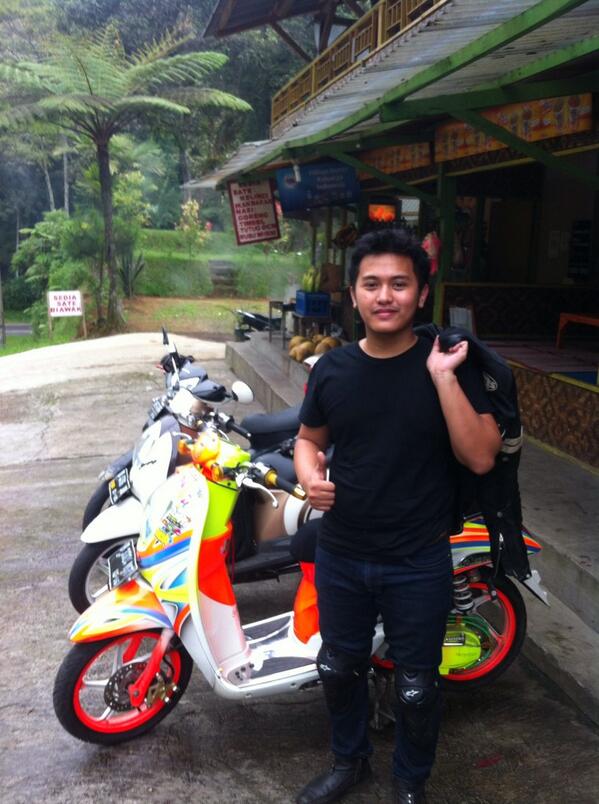 Track day mimin sendiri di apit duo <a href="/CFB_Bdg/">Cornering Force</a> at domar - gery - lembang. 😁