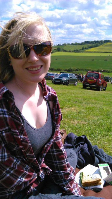 Day at point to point racing yesterday, hope the weather is ok for slam dunk today! http://t.co/xdAE<a href="/tag/adultwork"class="tags"><span>#adultwork</span></a>