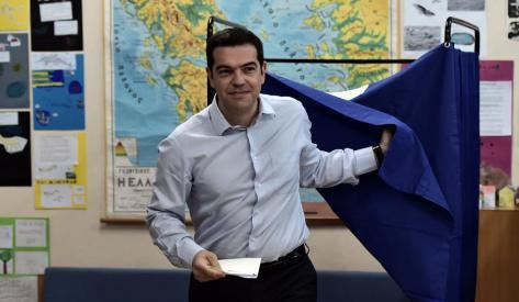 humanite_fr's tweet photo. Double victoire de #Syriza en #Grèce  http://t.co/y6ZQWPT56I @AlexisTsipras http://t.co/JDHECctKYx