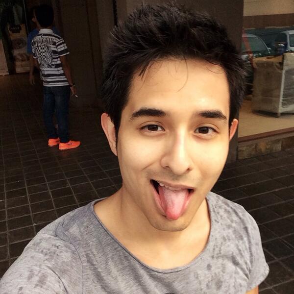 Seb_Castro tweet picture