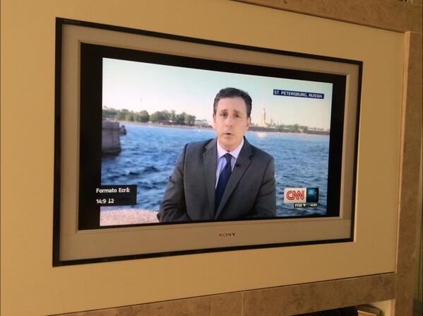 NinaDRDS's tweet photo. Great roundup of #spief2014 by @JDefteriosCNN from St Petersburg on #cnnbusinessview great interview w/ BP CEO Dudley http://t.co/roEEuHiLpi