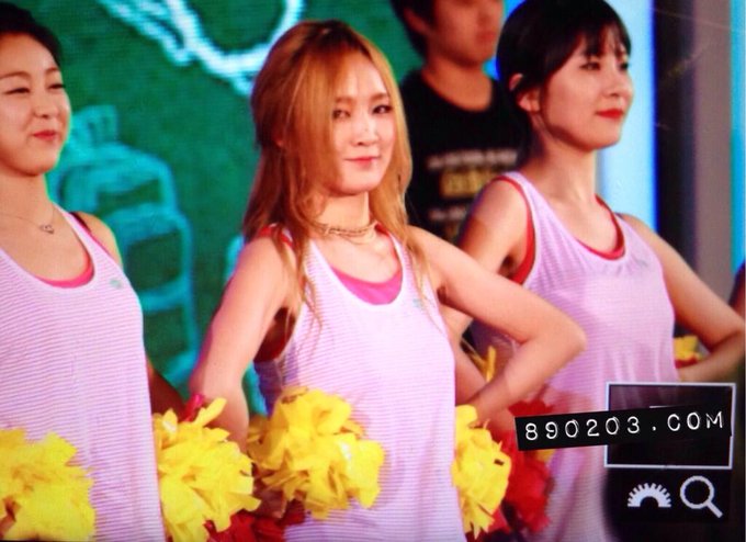 Bojr6Y-IYAENRSK.jpg:small