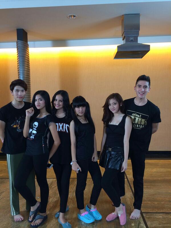 julianjacob99's tweet photo. RT @pm_management: Saksikan sebentar lagi @BramastaVerrell di sinetron 'Bintang DiLangit' jam 18.45 @OfficialRCTI http://t.co/ZP6Oai3qyv
