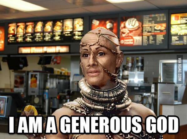 lxwrencep's tweet image. When someone orders 10 piece nuggets sometimes I give them 11. #generousgod #haha 9gag.com/gag/ay5wBzp?re… via @9GAG