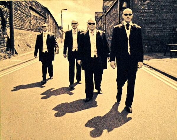 nahowes's tweet photo. Seven years since the reservoir pups made an appearance @rhowes7 @brownie1932 @JasonHowes1 @KevinMontydick http://t.co/kuJLKx8NlM