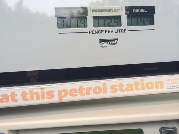 muhibur7's tweet image. Can&apos;t remember the last time I spent £1.07 on unleaded #fuelsave