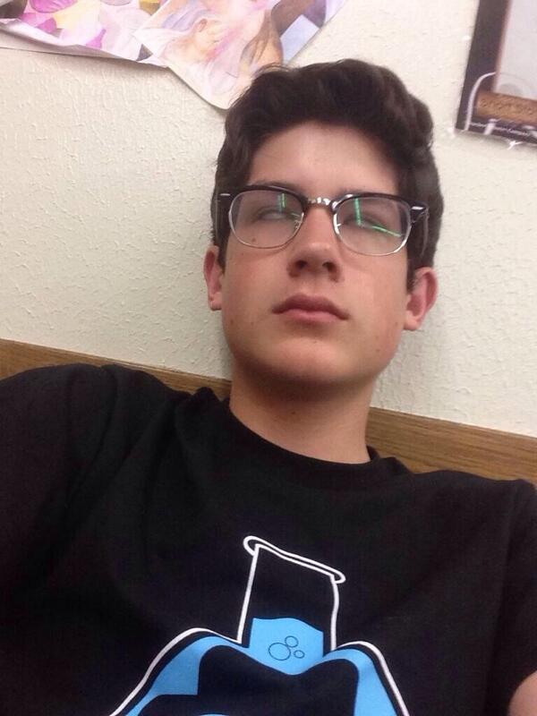 Dick too bomb
