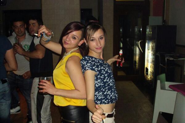 VirgiBras's tweet photo. Contando los dias para volver a verlaa, que pokito queda @GarciaViky http://t.co/MUDMI15jmV
