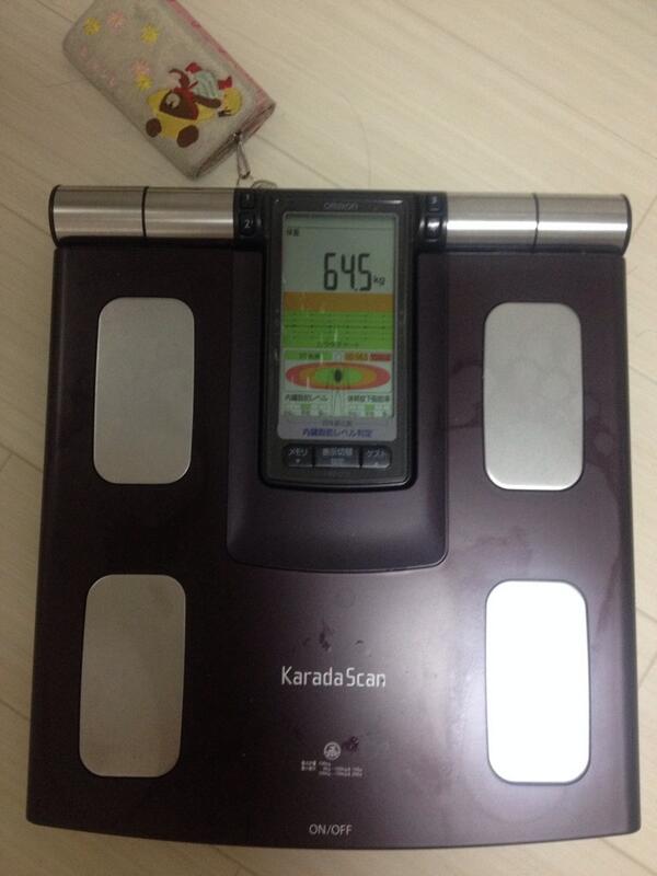 さいか tweet media