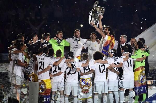 sabaskafati's tweet photo. Soy Feliz!! #HalaMadrid @arturoguty @calix1605 @juancatauro @jorgekafati5 @DeJesus_tweets @jachavez88 @cheleveniz http://t.co/lVlZiLADJT