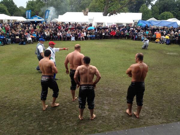 Yağlı güreşler az sonra başlıyooooor ;)) shortly, there will be oil wrestling competition:)))