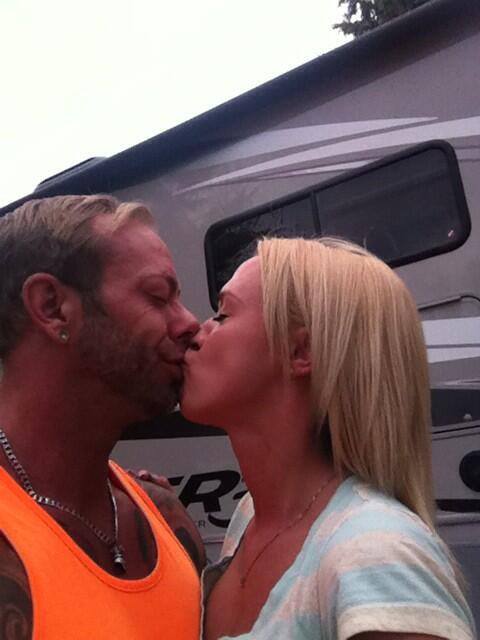 CARRIEBAISLEY's tweet photo. @19BK76 #love#camping #sylvanlake had an amazing time with this man this weekend! ❤️ http://t.co/vv7oztchgZ