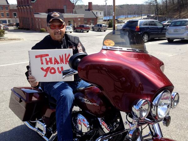 ThankUCampaign's tweet photo. Thank you to all of the families of our fallen military heroes. U r not forgotten this #MemorialDay #ThankYouCampaign http://t.co/Mw7EUKlfGy