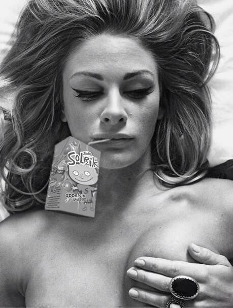 EdvardHans's tweet photo. Jeg og jenny var på photoshoot. Det var stas. #oljebarna #savn @jennyskavlan http://t.co/YBttYiKGVN