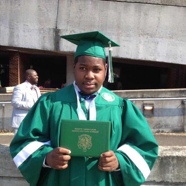 14smith's tweet image. Congrats to Antonios' on your 2014 graduation Jefferson Davis High