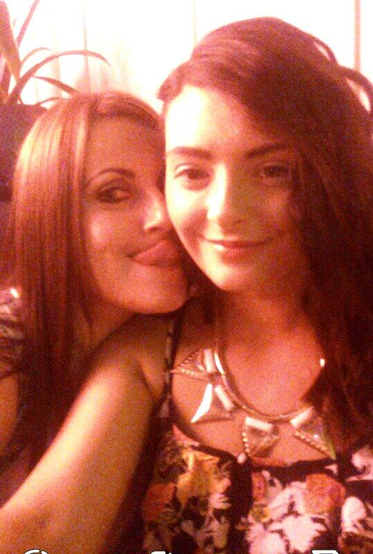 JenButtimer's tweet image. B day drinks for my sis 🎊🎉🍹