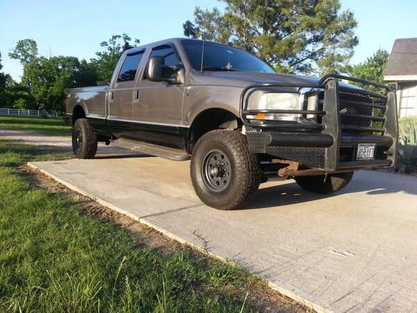 edwardsjon470's tweet photo. Found on Craigslist:
Ford F350 7.3L diesel 4X4 Crewcab - $13900 http://t.co/1LlhruAvnX http://t.co/p4vpy37GHG
