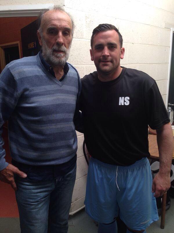nickrsimmons's tweet photo. Not everyday you can say you played with Ricky Villa....#LEGEND #differentclass @SunPostalSports @SpursOfficial http://t.co/QJpRVVDXRj