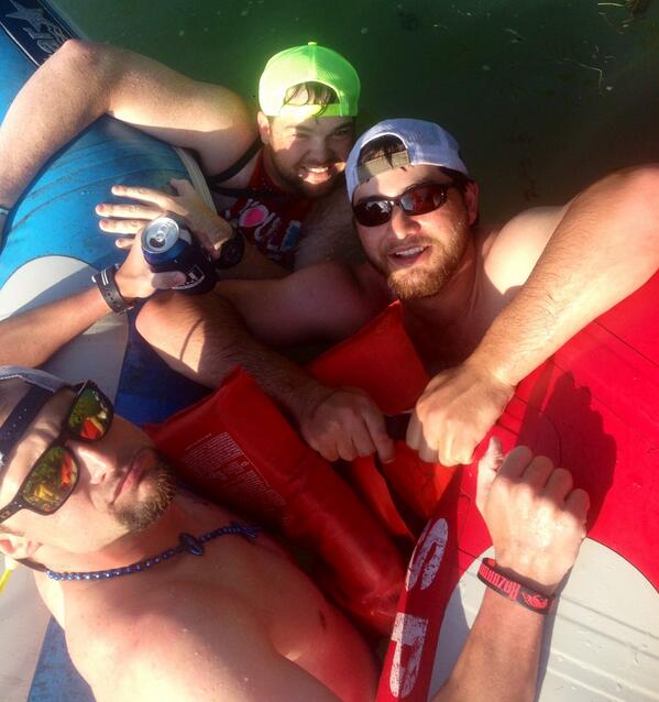 hannahntyler's tweet photo. I love these crazy guys! @Fathead_69 @Kbark2 @CarsonTyler3 #springriver2014 http://t.co/5Q730epD0Z