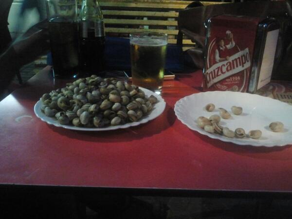 e3b6f112321b462's tweet photo. Tapita con @evamariaareval http://t.co/Pspie19Q2E