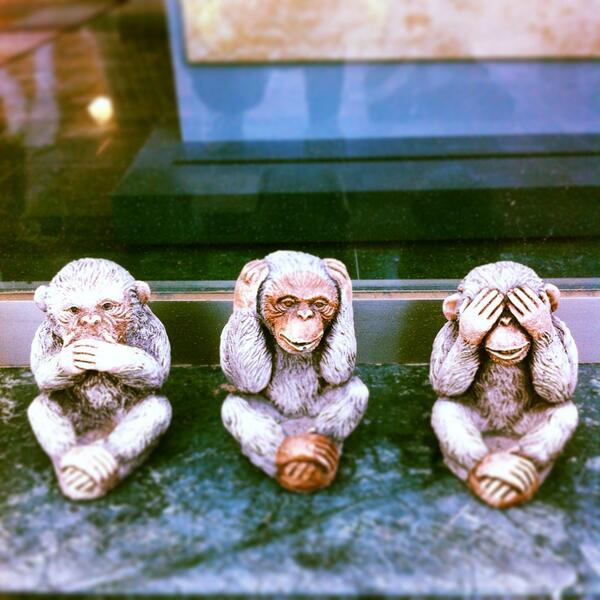 LourdesJodar's tweet photo. Oir, ver y callar, como los Monos de Gibraltar. 🙈🙉🙊 http://t.co/fvUKxApba5