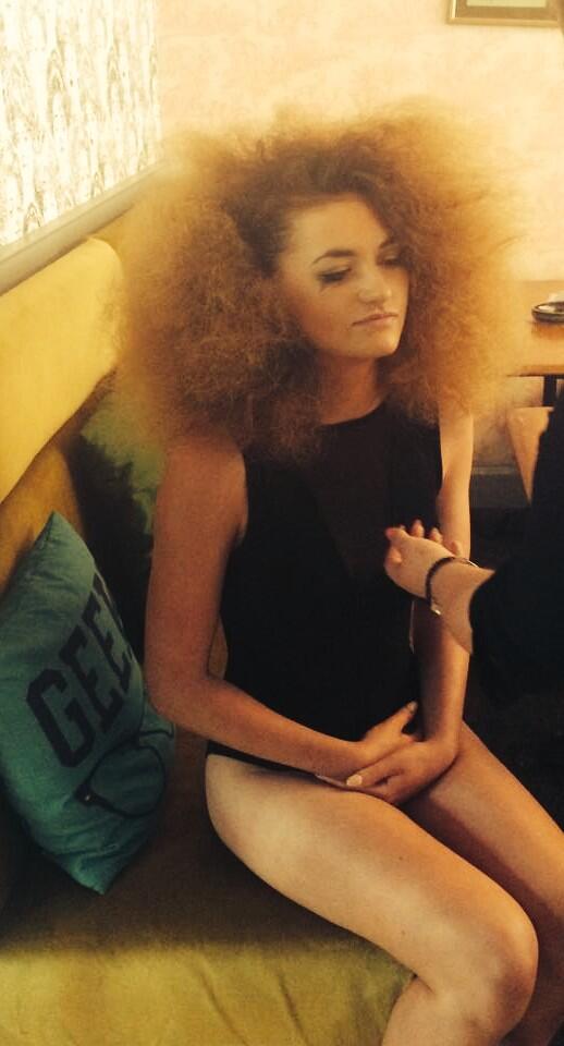 RachelFrameHair's tweet photo. #Behindthescenes #finishingtouches http://t.co/ycdAQmgQbJ