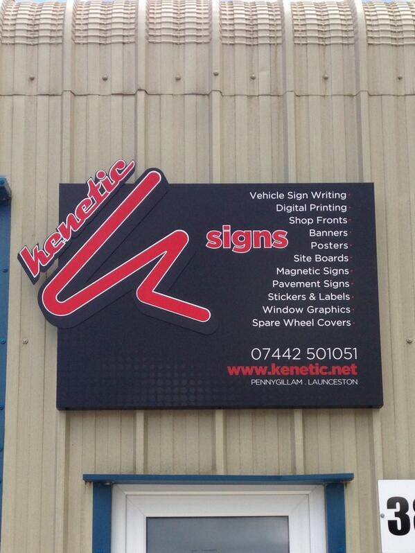 Tavy Signs tweet media