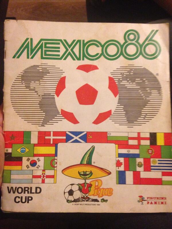 AdleneGUEDIOURA's tweet photo. #souvenir #mexico86 #panini album. #teamDZ &amp; #england #inspirational #YaHasra http://t.co/2LTbRBSsrA