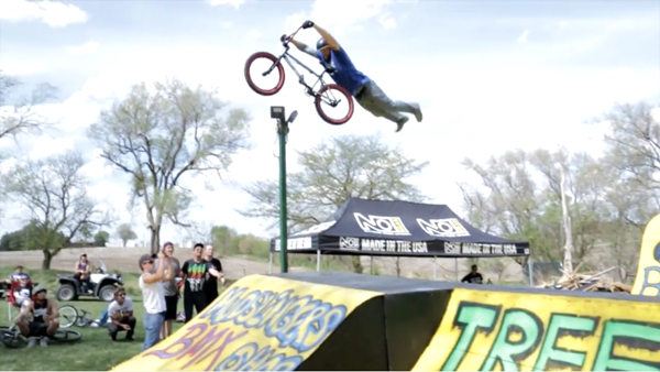 BMX_UNION's tweet photo. Check this video from round two of the BYOB series from Nowear!

http://t.co/T6y8pU6QvJ
^ VIDEO!

#BMX http://t.co/wBgnosJjo4