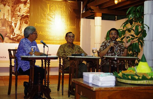 javafoundation's tweet image. Diskusi mengenai posisi kopi Indonesia pada acara bedah buku The Road To Java Coffee.