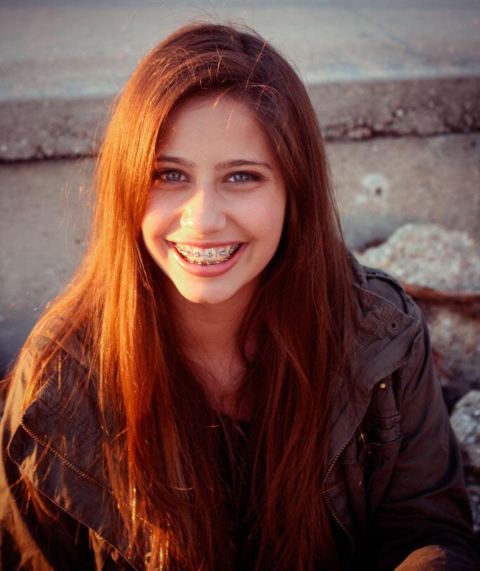 Girls With Braces on Twitter "We Love Seeing A Girl With Braces Smile