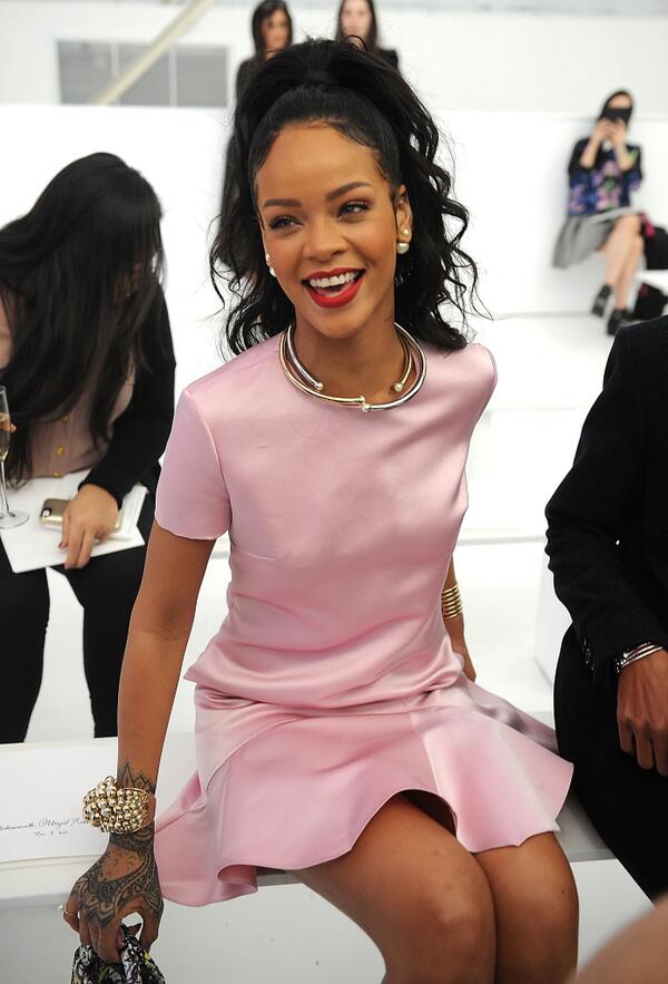 stonechicks's tweet photo. Rihanna. http://t.co/xNPmlH0QEm