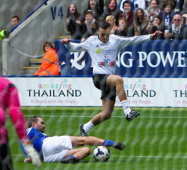 fallwithziam's tweet image. Foto HQ de Harry en el partido de caridad hoy 26 de Mayo en el estadio King Power en Leicester⚽️