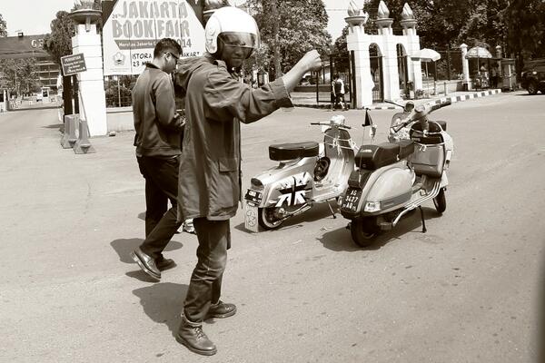 lebay's tweet photo. @JKT_modsmayday http://t.co/H4BXabisY5