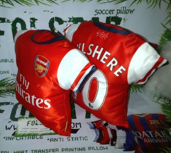 Bantal Import Real Fans only 110rbu Pin :745c644d / 089683261595 #Arsenal #wilshere #Gooners. Sikaat :D