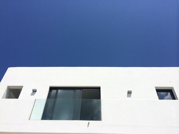 robborijo42's tweet photo. Ibiza today. Nothing better than a clear blue sky! http://t.co/3KIge9t2jX