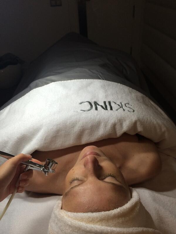 Belleza y relajación unidas en el SKINC SPA del Hotel Me mistesorosinout.com/2014/05/27/ski… No os lo perdáis!