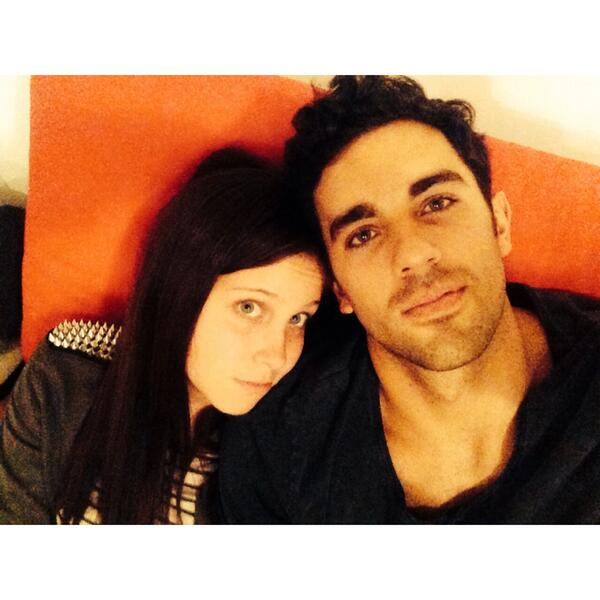 natdupeyron's tweet photo. ✌️👫🌼 http://t.co/qyH1TCLGBn