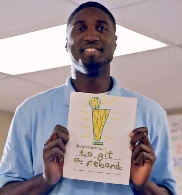 BrewCat2015's tweet photo. “@NatePlay60: When Roy Hibbert visited my school. | http://t.co/36ho9alB7t” @c_mo3