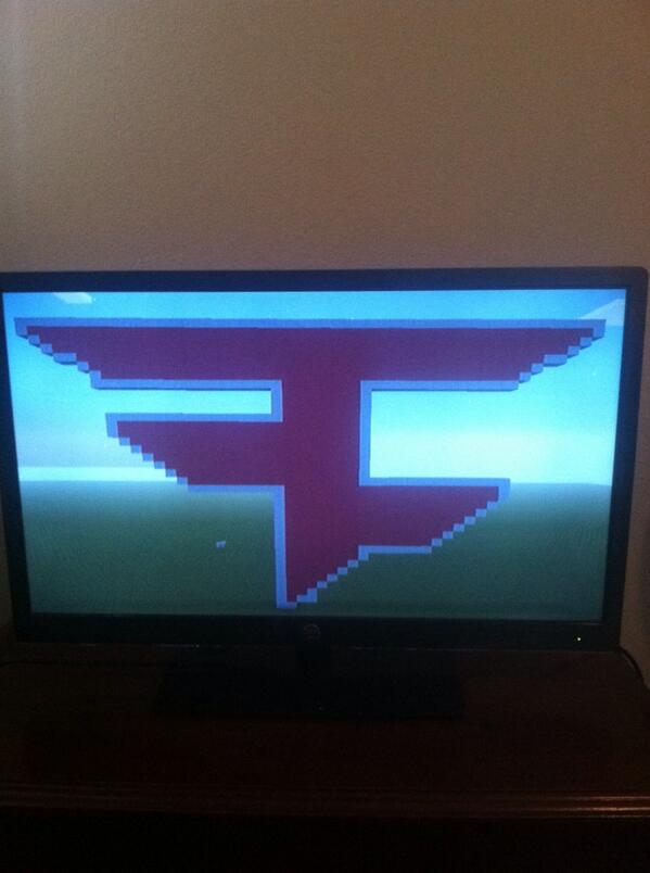 Zaaahk's tweet photo. Going to bed. Before I go check out this minecraft FaZe Logo. Hope y'all had a wonderful day! http://t.co/RFm30ZnlH2