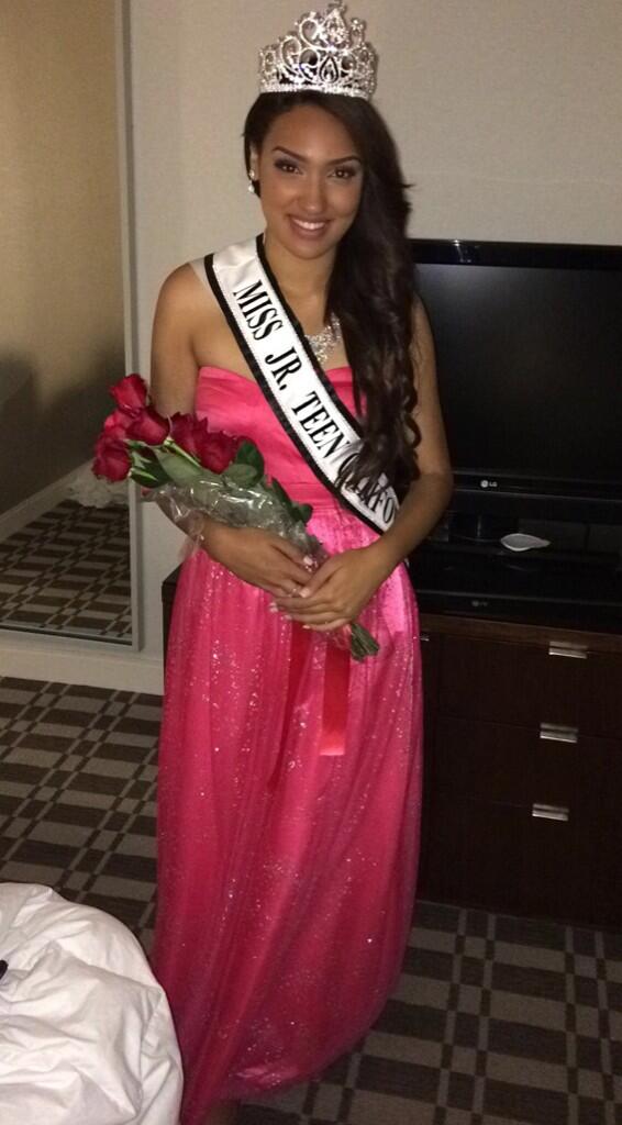 TeyanaShyanne's tweet image. I won!!!!' #MissJrTeenCalifornia #Pageantwinner