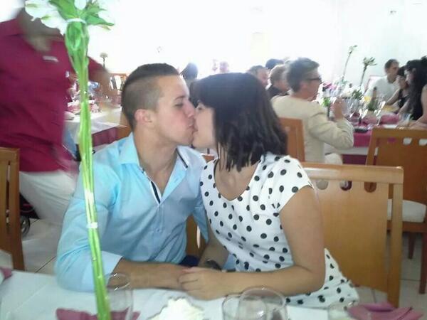 edda7210's tweet photo. Lo millloret que hi ha es alsarse el dia a dia al seu costat :) http://t.co/mamDPakSeE