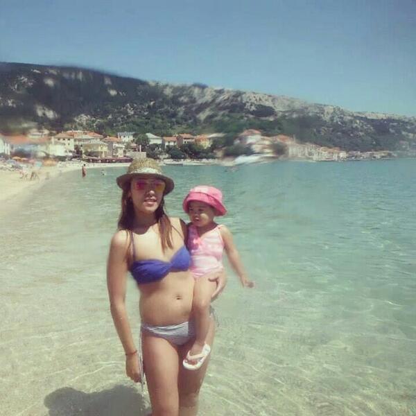 GracieAO's tweet image. My Chilla loves fun in the sun at the beach just like her mama  #OngacoEscape #TravelDiary #SpringTravels
