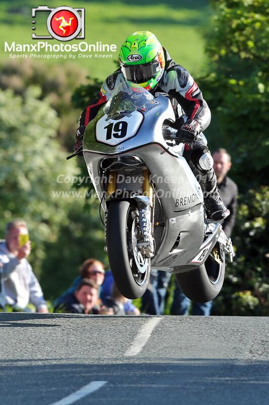<a href="/CameronDonald86/">Cameron Donald</a> looking (and sounding!) good last night @norton_ceo <a href="/WhyArai/">Arai Helmets UK</a> @rst_motodirect ManxPhotosOnline.com