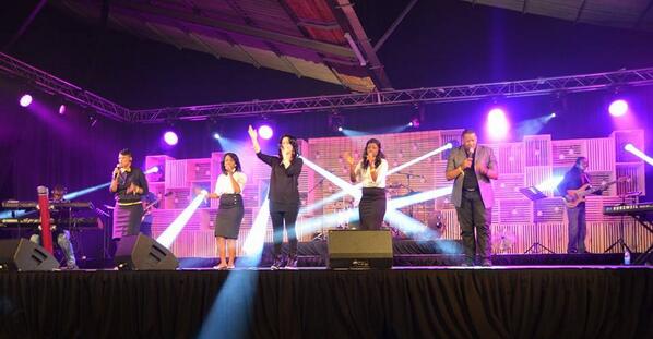 HarmonyHouseSA's tweet photo. Harmony House at One Voice Worship Experience 2014. @1_voiceworship @ww_wil http://t.co/o5dzd6zYlV