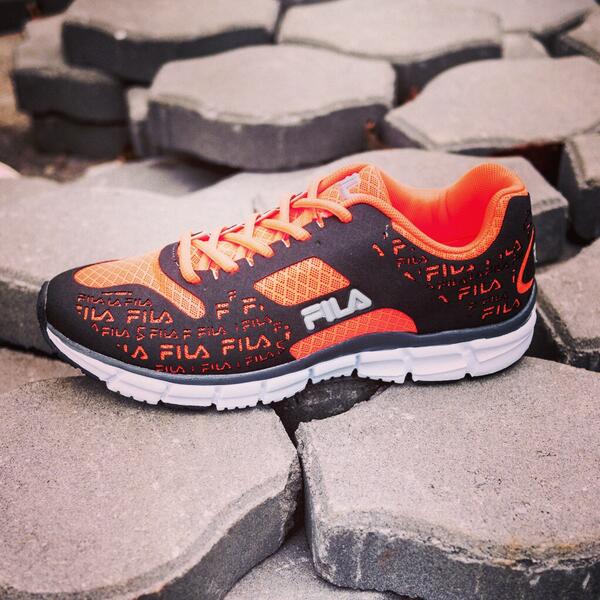 nearest athletic shoe store